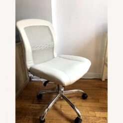 Armless Cream Desk Chair
