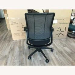 Humanscale Diffrient Smart Chair -Othe Furniture Store 1500 1500 frame 0 1180