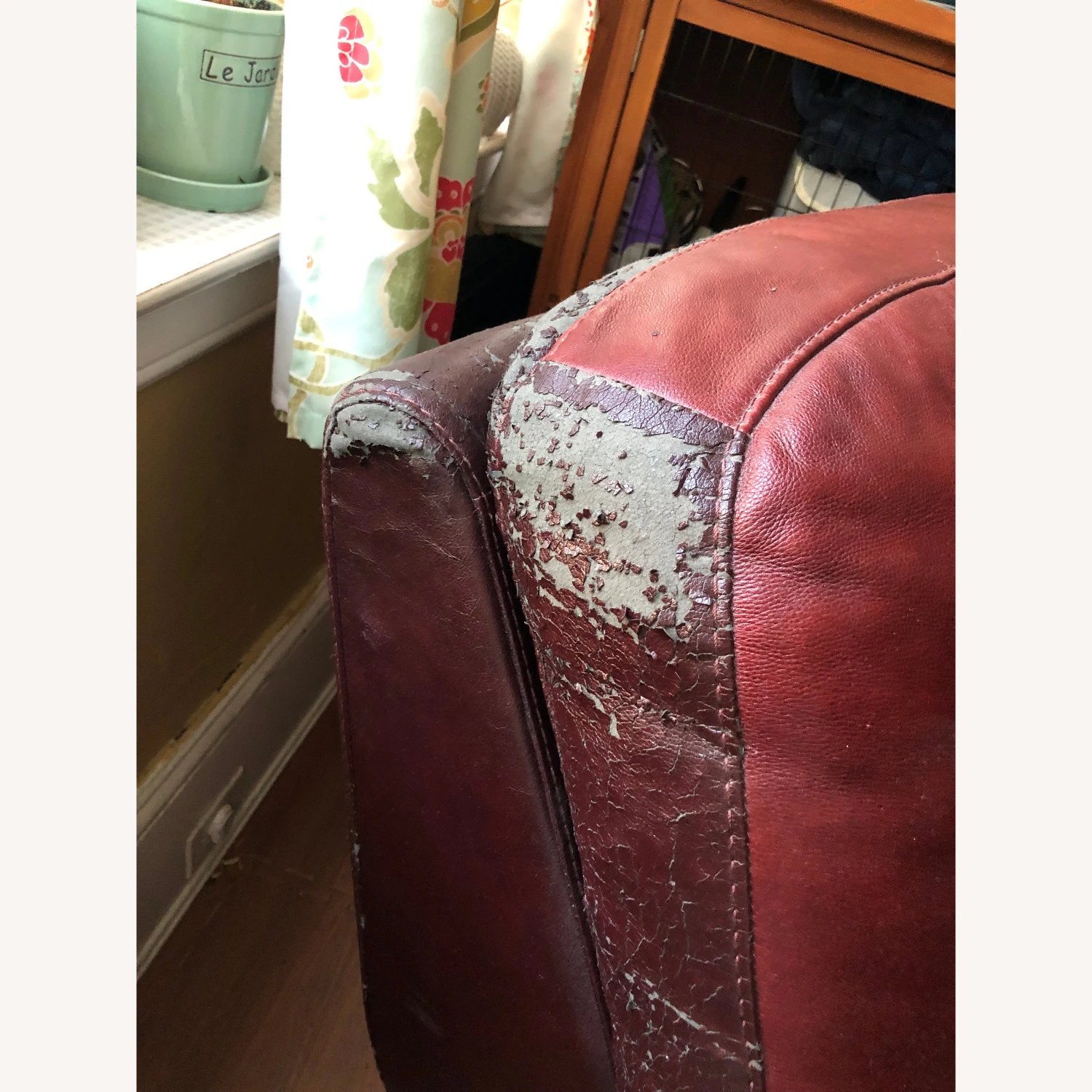 La-Z-Boy Leather Recliner 9 La-Z-Boy Leather Recliner - Image 9