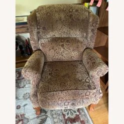 LaZBoy Recliner -Othe Furniture Store 1500 1500 frame 0 1812