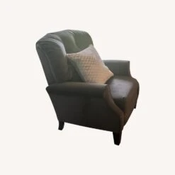 Broyhill Furniture Recliner -Othe Furniture Store 1500 1500 frame 0 1835