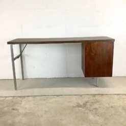 Mid-Century Modern Writing Desk -Othe Furniture Store 1500 1500 frame 0 2068