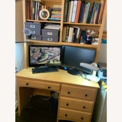 Other Desk With Hutch