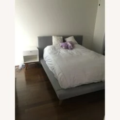 West Elm Modern Nightstand (20")